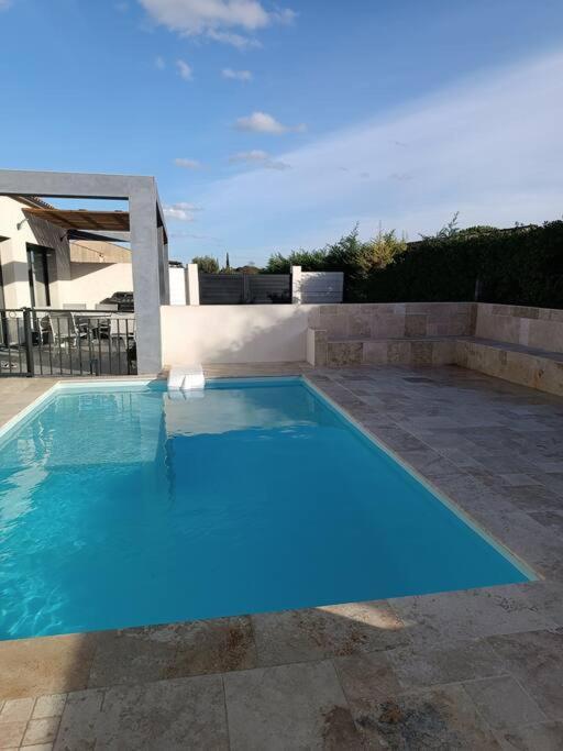 Charmant Studio Avec Piscine Villemoustaussou المظهر الخارجي الصورة